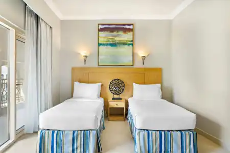 Al Hamra Residences Apartment - 4