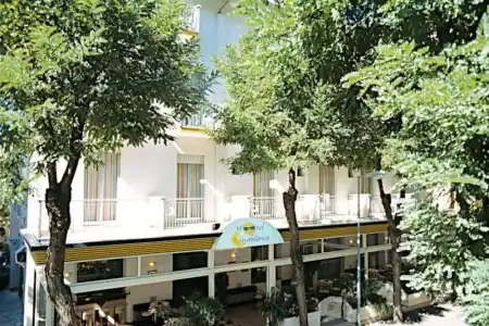 Casablanca - 19