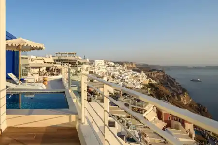 Nefeles Luxury Suites - 9