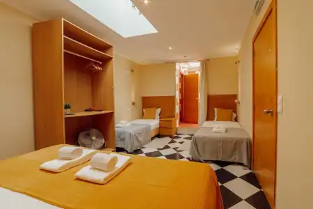 DownTown Guest House - 29