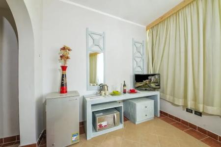 Royal Beach Serviced Apartments - 15
