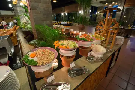 Diamond Bay Resort and Spa - 14