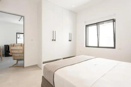 Cozy Corner Luxury Apartments - 73