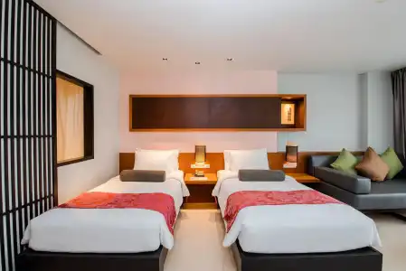ASHLEE Hub Patong - 30
