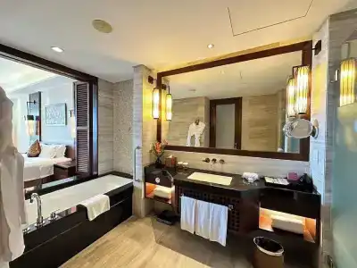Crowne Plaza Danang by IHG - 24