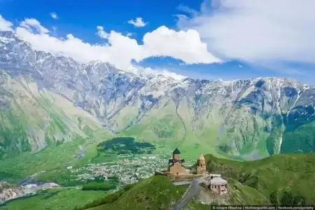 Kazbegi Hostel - 12