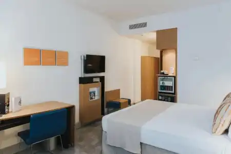 Occidental Murcia Agalia - 86