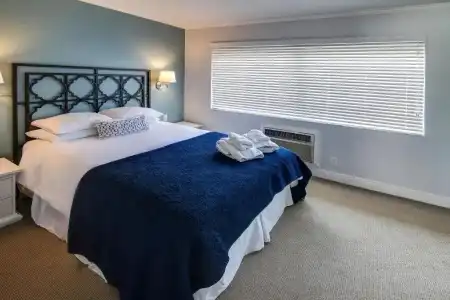May-Dee Suites - 91