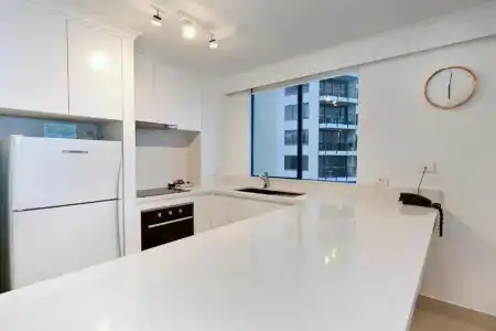 Surf Regency Apartments - 108
