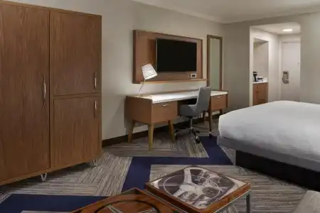 Four Points by Sheraton Windsor Downtown - 54