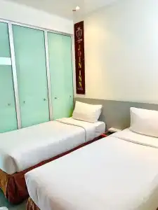 JOIN INN Jebel Ali, Dubai ( formerly easy) - 44