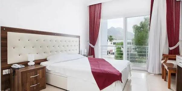 Holiday Village Rose Gardens - 15