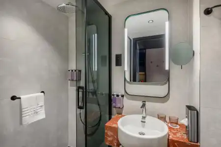 ibis Styles Budapest Airport - 18