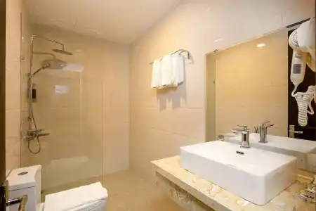 Roliva & Apartment Danang - 26