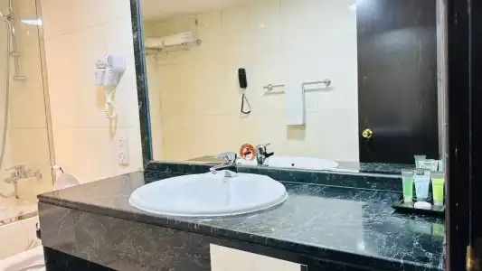 Rolla Suites - 8