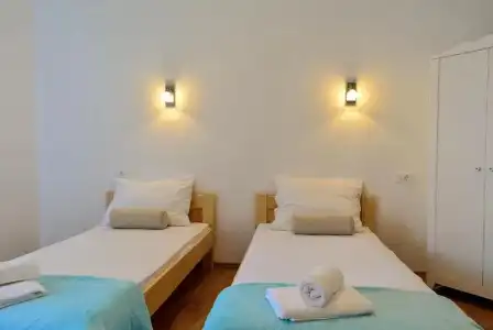 Golden B&B - 116