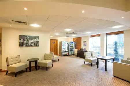 Premier Inn London City - Tower Hill - 21