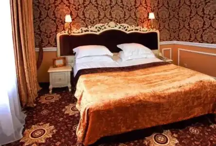Royal Grand - 12