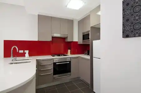Astra Apartments Miller Street - 11