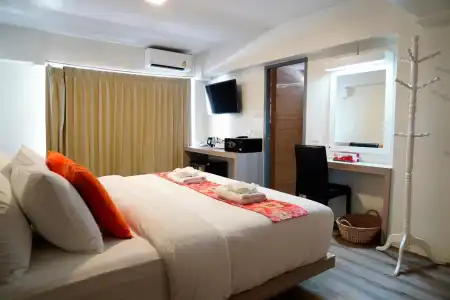 Wild Orchid Villa Bangkok - 29