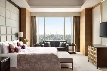 Kerry Pudong - 56
