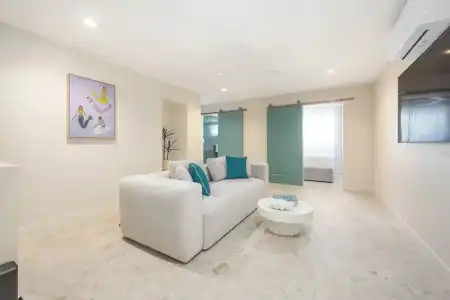 The Shores Miami - 17