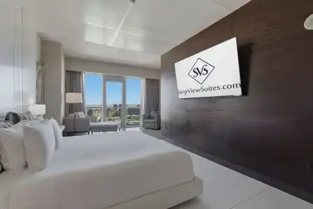 Beautiful Palms Place Suite - 124