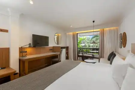 Sunprime Kamala Beach - 45