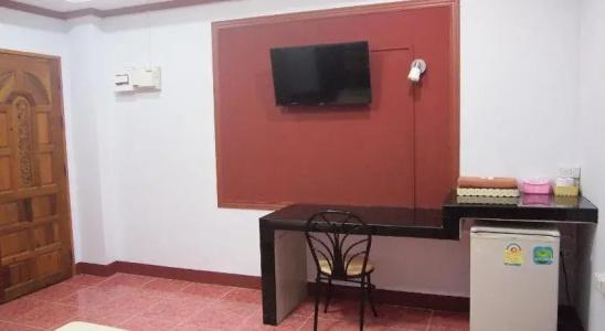 Somsri Apartment - 12