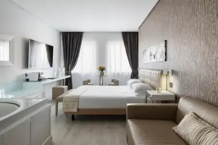 LHP Napoli Palace & spa - 2