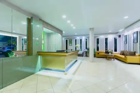 Thanthip Beach Resort - 11