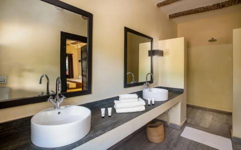 Blue Moon Resort - 6