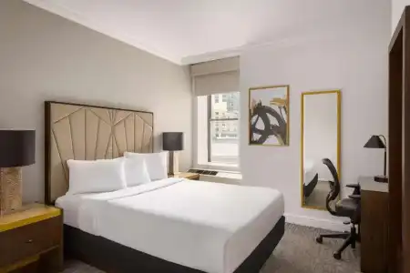 Martinique New York on Broadway, Curio Collection by Hilton - 46