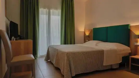San Teodoro - 102