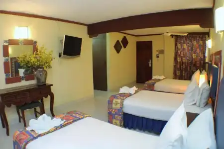Suites Cancun Center by Kavia - 6