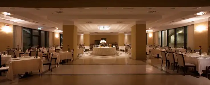 Vittoria Resort Pool & Spa - 25