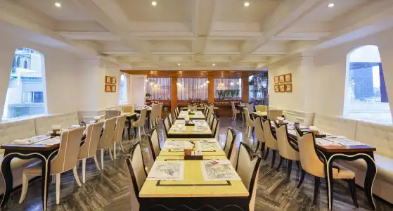 A&EM Saigon - 20