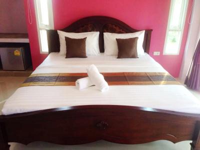 Lanta Riviera Villa Resort - 5