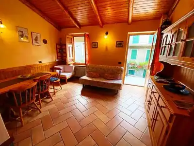 Diffuso Il Portichetto sulla collina a Vezio Perledo - 272