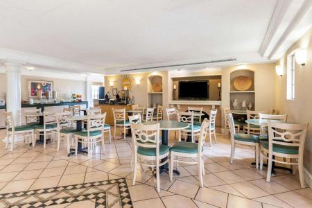 La Quinta Inn by Wyndham El Paso West - 15