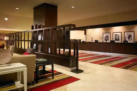 Sheraton Grand Los Angeles - 8
