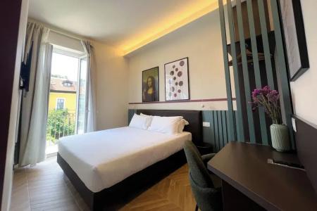 RossoVino Milano Boutique - 14