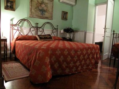 Guest House Arco dei Tolomei - 25