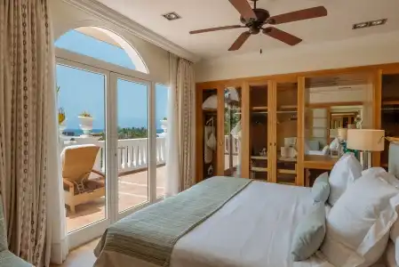 Bahia del Duque - 36