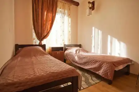 Uyutniy - 18