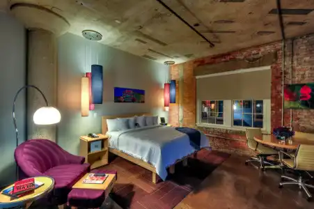 Canvas Dallas - 1