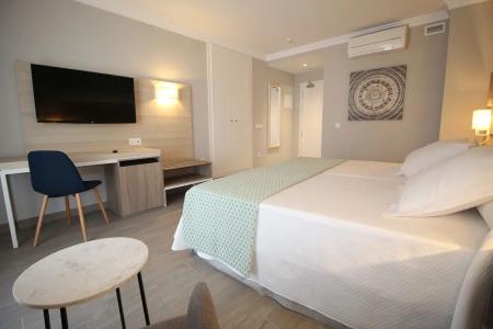 Puerta del Mar - Adults Recommended - 39