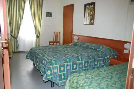 Tritone - 38