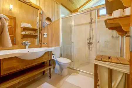 ETENNA BEACH BUNGALOWS - 9
