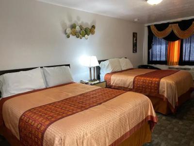 Motel West - 24